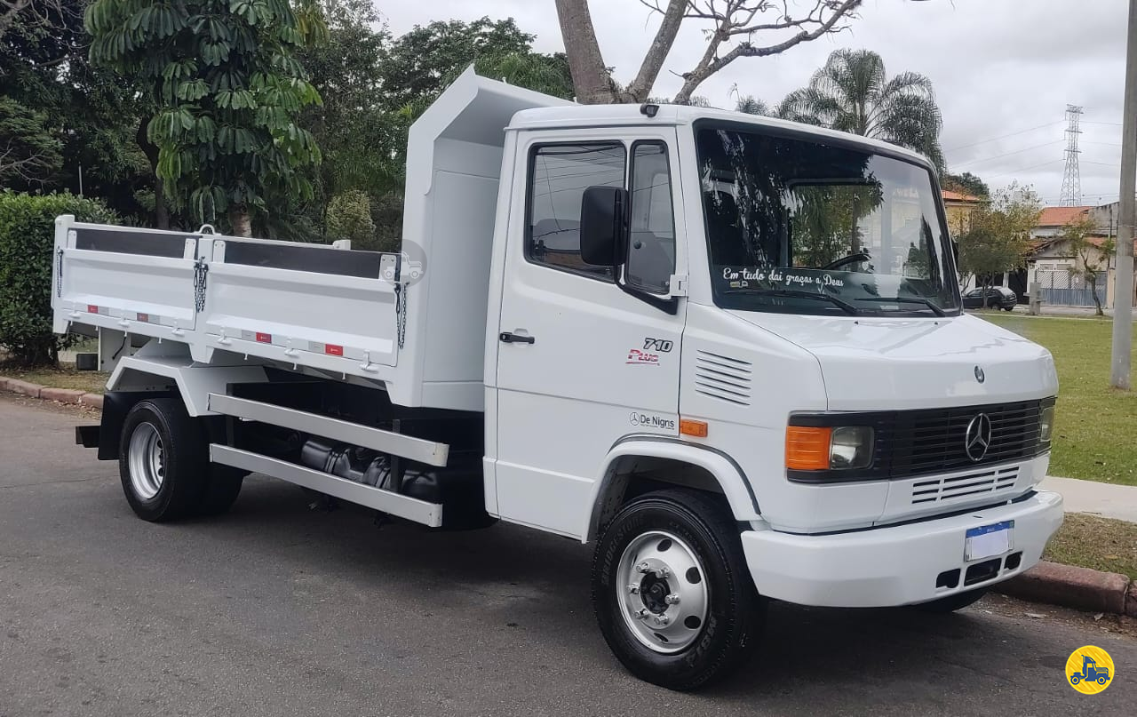 CAMINHAO MERCEDES-BENZ MB 710 Caçamba Basculante 3/4 4x2 Carvalho Transportes SAO JOSE DOS CAMPOS SÃO PAULO SP